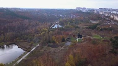 Eski ahşap kilise Kişinev city, Moldova Cumhuriyeti çevre üzerinde uçuş.