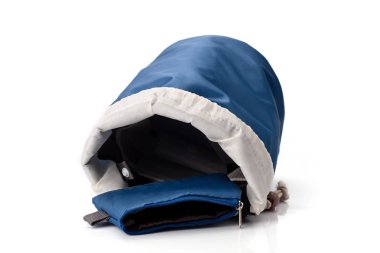 mavi kozmetik çanta