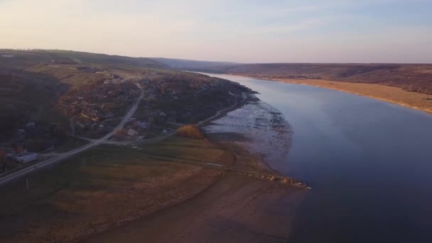 Vista Arial Sobre Rio Pequena Aldeia Pôr Sol Rio Dniester — Vídeo de Stock