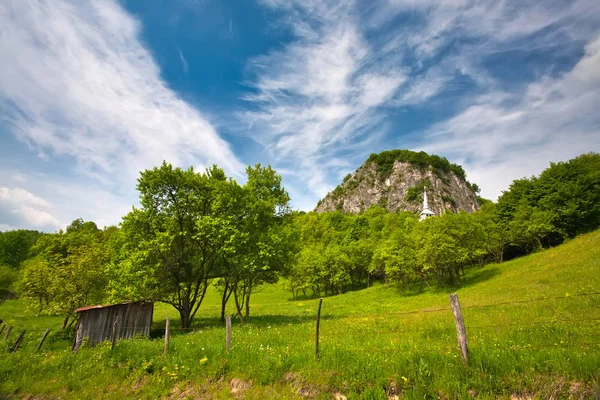 Church in the mountains — Stock Photo, Image