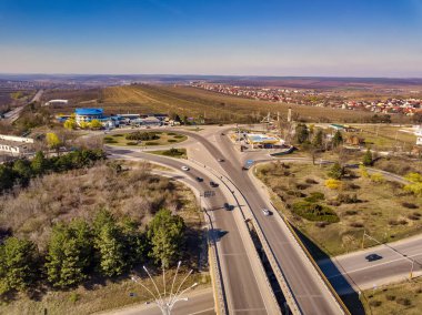 bir otoyol dron video.
