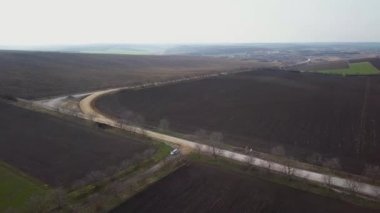 Kuş bakışı alanlar ve tarımsal parsel. Moldova Cumhuriyeti. Havadan izleme.