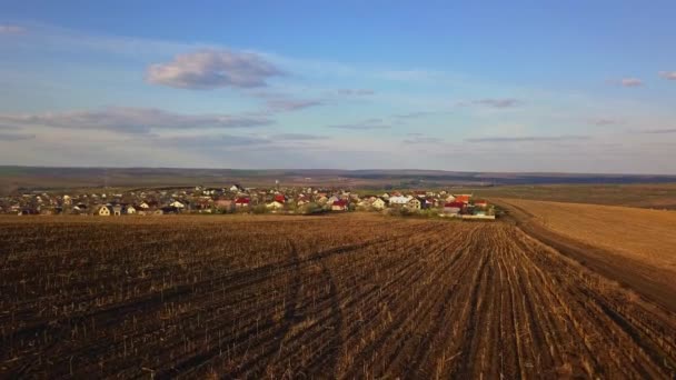 Sonnenuntergang Über Ackerland Und Kleinem Dorf Frühling Republik Moldau — Stockvideo