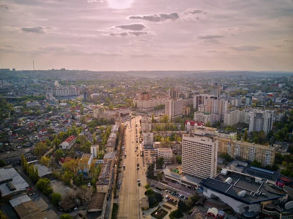 Повітряний безпілотник вид на місто Кісінев — стокове фото