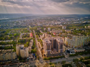 Kishinev şehrinin havadan drone görünümü