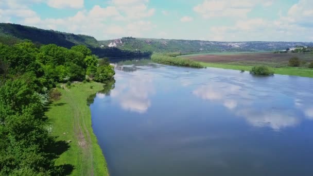 Flug Über Fluss Und Wald Zur Frühlingszeit Dniester Fluss Der — Stockvideo