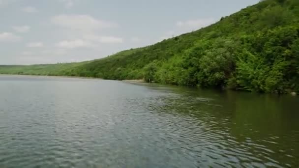 Utsikt Från Motorbåten Floden Rörelse — Stockvideo