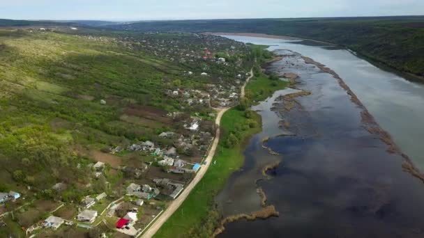 Arieel Uitzicht Rivier Het Kleine Dorpje Dnjestr Rivier Van Moldavië — Stockvideo