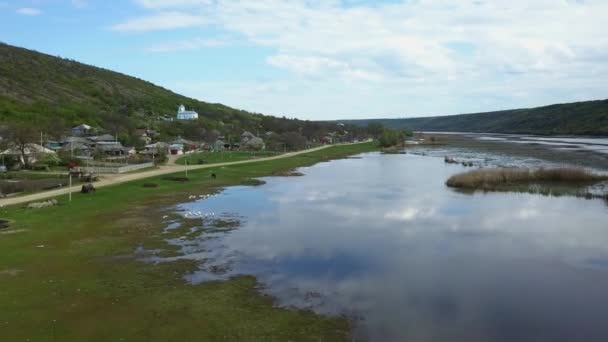 Аріальський Вид Через Річку Маленьке Село Дністер Ріка Молдова Республіка — стокове відео