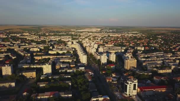 Luchtfoto Van Slatina Roemenië Drone Vlucht Europese Stad Bij Zonsondergang — Stockvideo