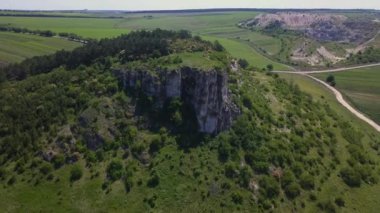 Moldova Cumhuriyeti Highlands üzerinde müthiş manzara üzerinde Uçuş.