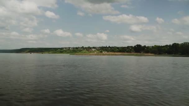 Vue Depuis Bateau Moteur Sur Rivière Mouvement — Video