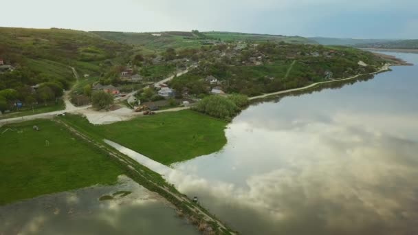 Nehir Küçük Köy Manzaralı Moldova Cumhuriyeti Dniester Nehri — Stok video