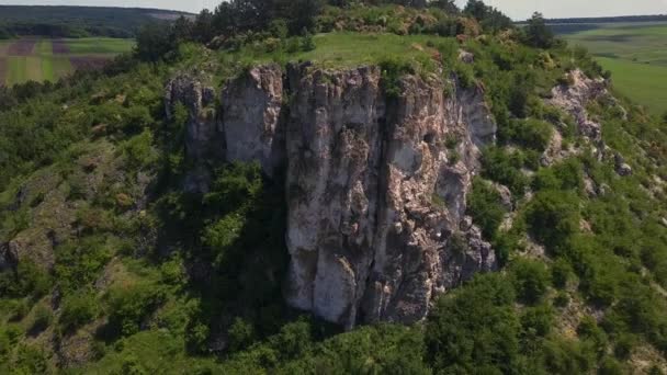 Voo Sobre Paisagem Impressionante Sobre Terras Altas República Moldávia — Vídeo de Stock