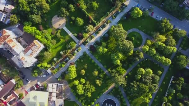 Latający Dron Nad Parkiem Centralny Park Miejski Slatina Rumunia — Wideo stockowe