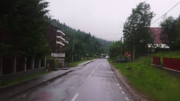 Vue Sur Autoroute Travers Pare Brise Mouillé Conduire Dans Les — Video