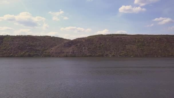 Vue Dessus Rivière Dnestr Dniester Automne Rivière Entoure Champ Jaune — Video