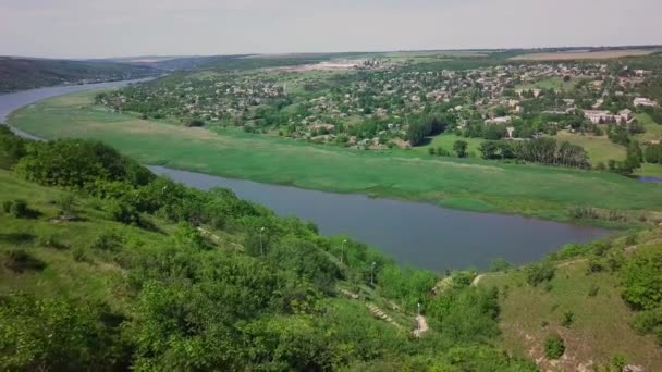 Dinyester Nehrinin Üzerinde Görkemli Bir Insansız Hava Aracı Moldova Cumhuriyeti — Stok video