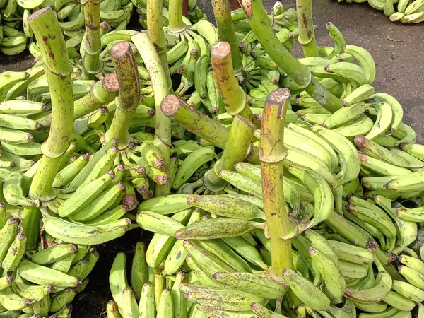 Smaczne Zdrowe Surowce Bananowe Rynku — Zdjęcie stockowe