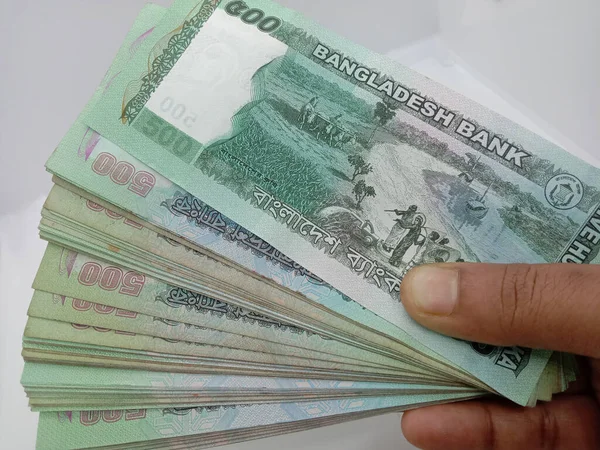 Bangladesh 500 Cem Pacote Notas Bancárias Sobre Fundo Branco — Fotografia de Stock
