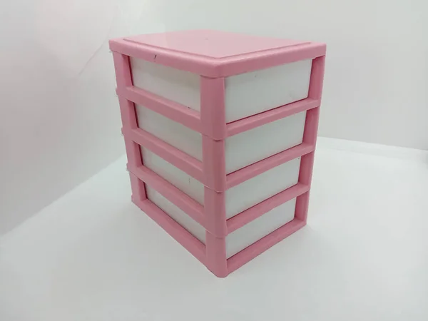 Różowy Biały Kolorowe Plastikowe Zabawki Szafa — Zdjęcie stockowe