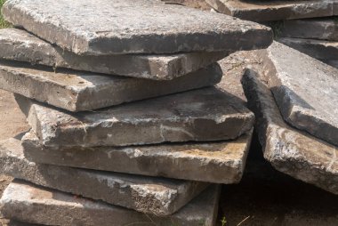 yakın çekim. kaldırım açık havada süpürme için beton döşeme