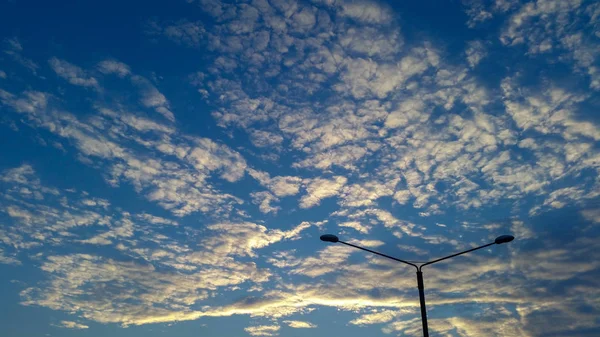 Blauer Himmel Mit Weißen Wolken Klein — Stockfoto