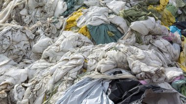 Çöpleri geri dönüşüm, çöp ayıklama, atık ayıklama tesisi