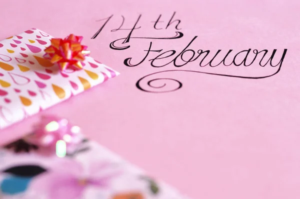 Niedlicher Schriftzug Zum Valentinstag Ideal Für Ihre Liebesprojekte — Stockfoto