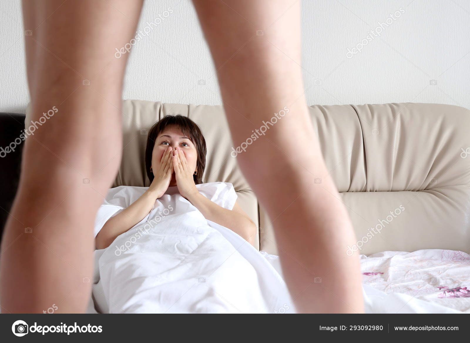 Couple Lovers Bed Woman Looking Naked Man Surprised Face Expression Stock Photo by ©olegpmr 293092980