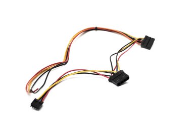 Beyaz arka plan, electroic, güç kaynağı için bilgisayar kabloları izole