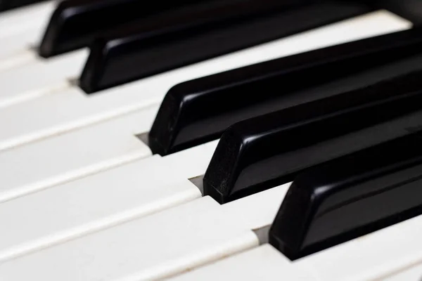 Pianotangenter närbild, ovanifrån, bakgrund — Stockfoto