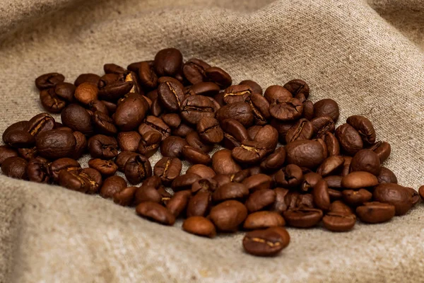 Coffee Grains Close Burlap Cloth Macro Photo — Stock Photo, Image