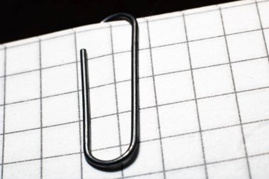 Küçük bir not defteri sayfası üzerinde Kapat