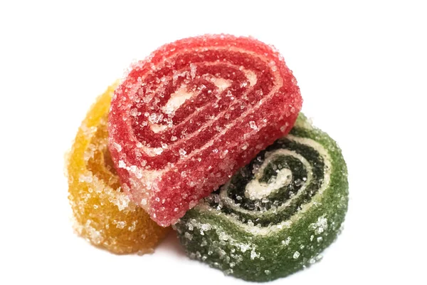 Geléia de frutas cristalizadas multicoloridas, isolada em fundo branco — Fotografia de Stock