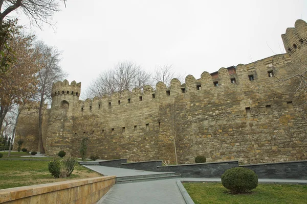 Portões Fortaleza Cidade Velha Iluminação Icheri Sheher Baku Azerbaijão Portão — Fotografia de Stock