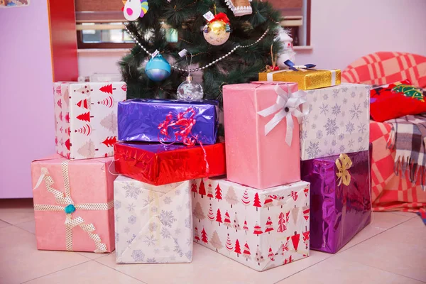 Новорічний Фон Фотографування Подарункові Коробки Прикрашена Ялинка Подарункова Коробка Різдвяної — стокове фото