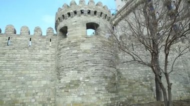 Bakıda Icheri Sarayı. Azerbaycan. Eski kale, Bakü eski şehir giriş kapısı. Bakü, Azerbaycan. Bakü'deki eski şehir duvarlarının. Icheri Şirvanşahlar Sarayı bir Unesco Dünya Mirası olduğunu