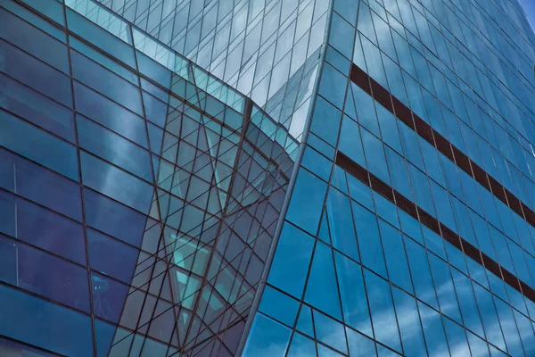 建筑玻璃现代办公大楼细节, 玻璃表面 — 图库照片
