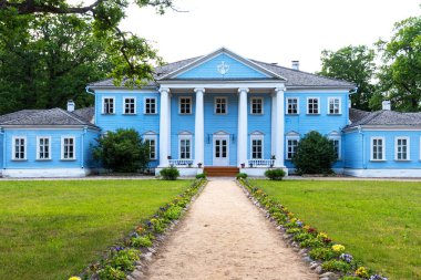 Novospasskoye, Smolensk bölgesi, Rusya Federasyonu - 11 Haziran 2018: ünlü Rus besteci M.I. Glinka Rusya Müzesi-Emlak
