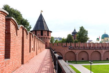 Nikitskaya Tower - Tula Kremlin kulelerden birini. Tula, Rusya Federasyonu. Yaz aylarında panoramik görünüm