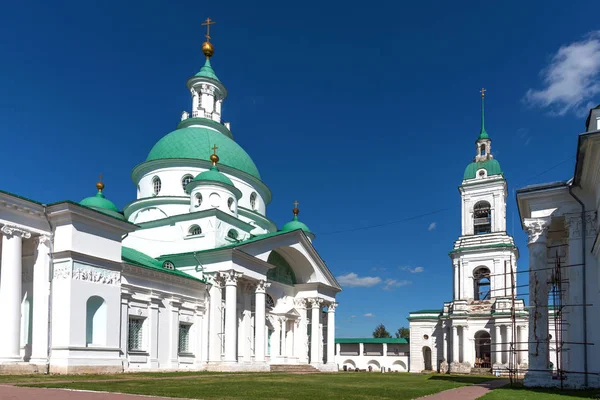 Klasztor Spaso Yakovlevsky Słoneczny Letni Dzień Klasztor Prawosławny Złoty Pierścień — Zdjęcie stockowe