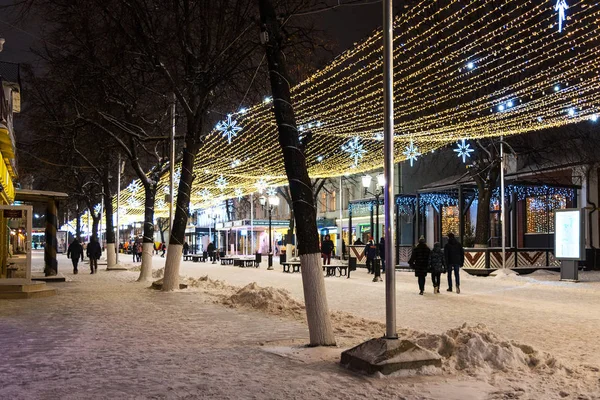 Ryazan Ryssland Januari 2018 Fotgängare Pochtovaya Street Nyår Och Jul — Stockfoto