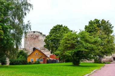 Izborsk Kalesi. Rusya'nın en eski taş kale kalıntıları. Izborsk, Pskov region, Rusya Federasyonu