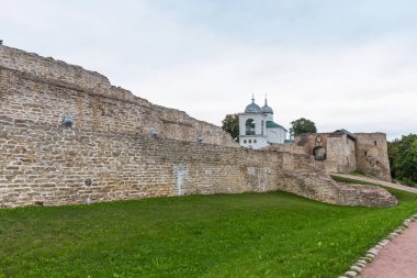 Izborsk Kalesi. Rusya'nın en eski taş kale kalıntıları. Izborsk, Pskov region, Rusya Federasyonu
