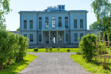 Bogoroditsk, Tula bölgesindeki Bogoroditsk Sarayı ve Parkı'nın panoramik manzarası.