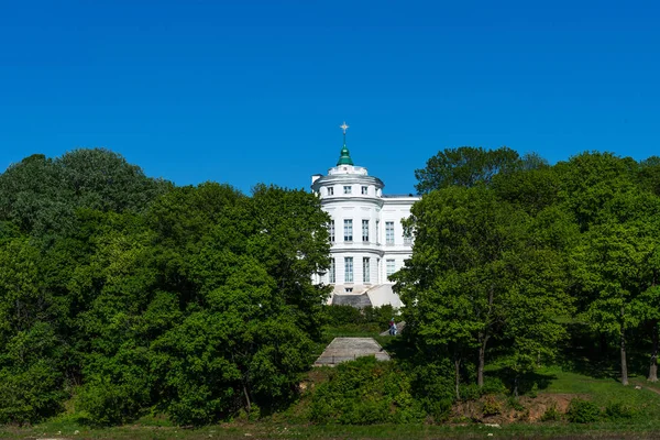 Panoramablick auf den Palast und Park von Bogorodizk, Region Tula. — Stockfoto