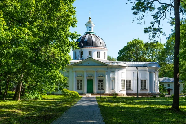 Bogoroditsk Kilisesi Bogoroditsk, Tula bölgesinde.