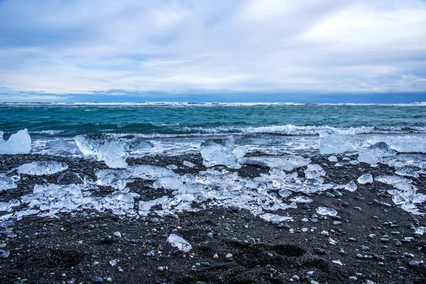 Jokulsarlon Lagünü Zlanda Yakınlarındaki Elmas Plajı Manzarası Jokulsarlon Gölü Yakınlarında — Stok fotoğraf