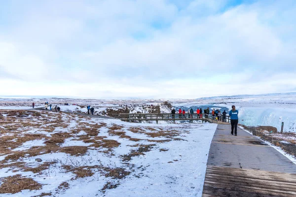 Gullfoss Ισλανδια Μαρτίου 2020 Άποψη Των Ανθρώπων Πάνω Από Τον — Φωτογραφία Αρχείου